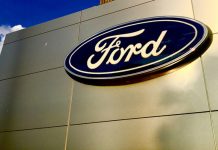 Ford Motor Company reduce perspectivas anuales por impacto de 2.000 millones de dólares en aranceles