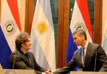 Milei y Peña: dos presidentes acorralados por escándalos de corrupción que amenazan sus gobiernos