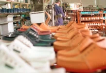 Crisis industrial en Argentina: fabricante de calzado para Nike y Adidas reduce su plantilla mientras la producción nacional colapsa un 30,9% bajo el gobierno de Milei