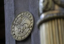 La inflación en Chile se dispara al 4,1% anual en agosto y duplica las proyecciones del mercado